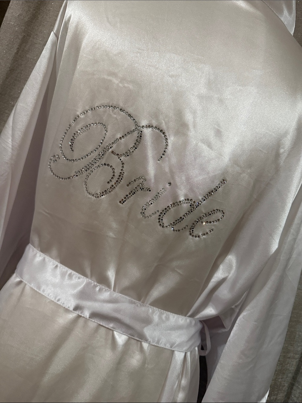 BRIDE Satin Robe - Picture 2 of 5